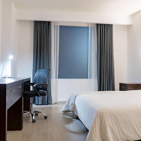 Fiesta Inn テピク エクステリア 写真
